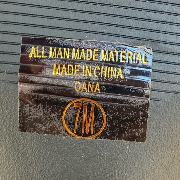 Y.not? Oana Beautiful Leopard print tie up booties with chunky heels size 7M - Picture 11 of 12